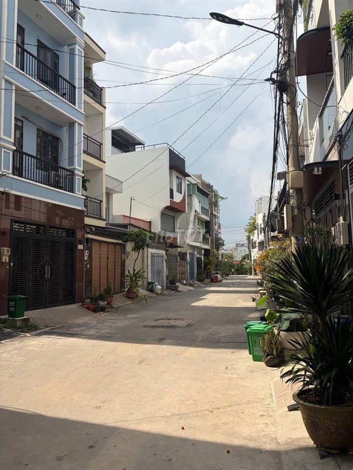 BÁN ĐẤT KHU VỰC VƯỜN LÀI QUẬN 12 - NGAY KHU DÂN CƯ ĐÔNG ĐÚC, YÊN TĨNH