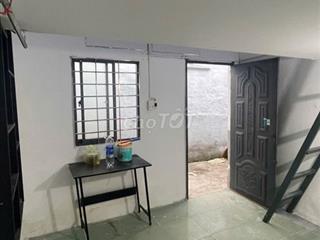 CHO THUÊ PHÒNG TRỌ CÓ GÁC ĐƯỜNG LỚN TÂN THỚI NHẤT, Q12