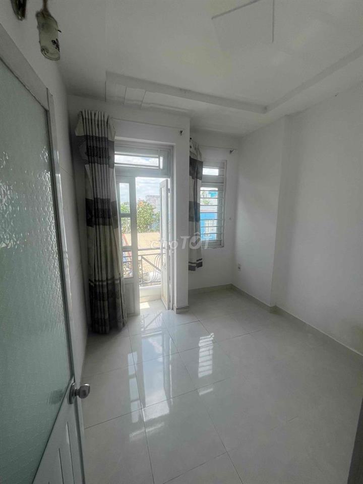 CHO THUÊ 1 TẦNG TRONG NHÀ NGUYÊN CĂN