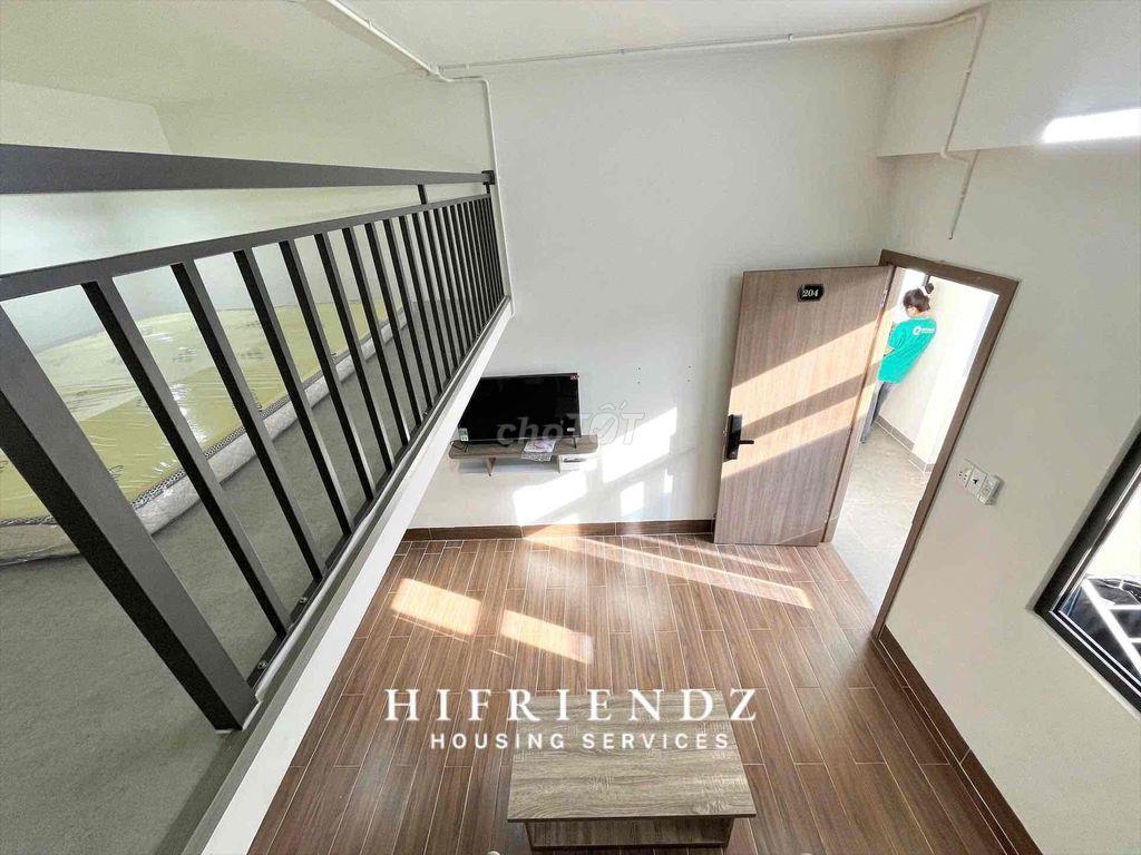Duplex cửa sổ trời - Đang trống