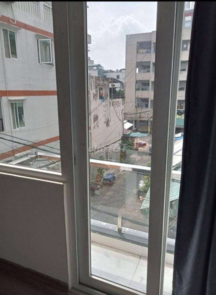 Cho thuê phòng có của sô , máy lạnh