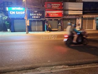 Nhà mặt tiền