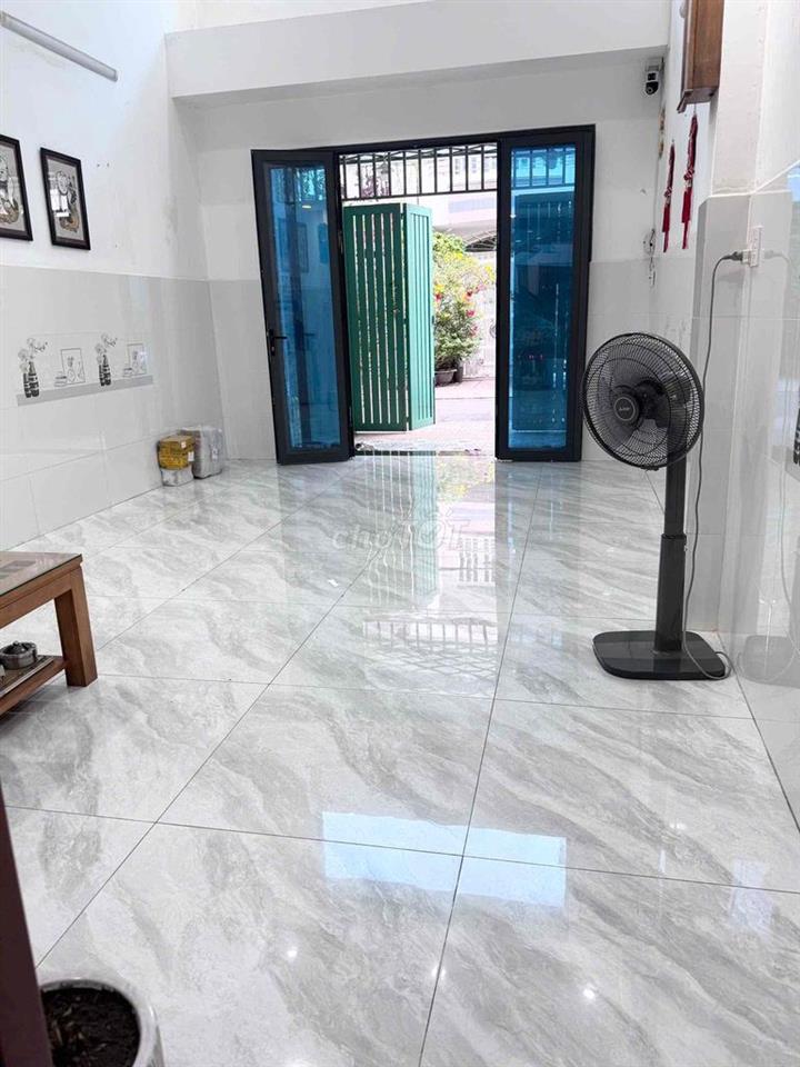 cho thuê MB trệt làm vp