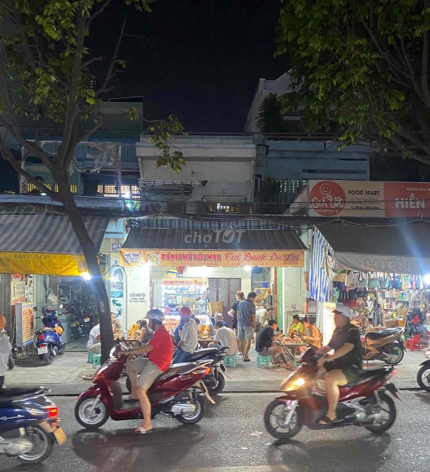 Share mặt bằng buổi sáng đến 13h