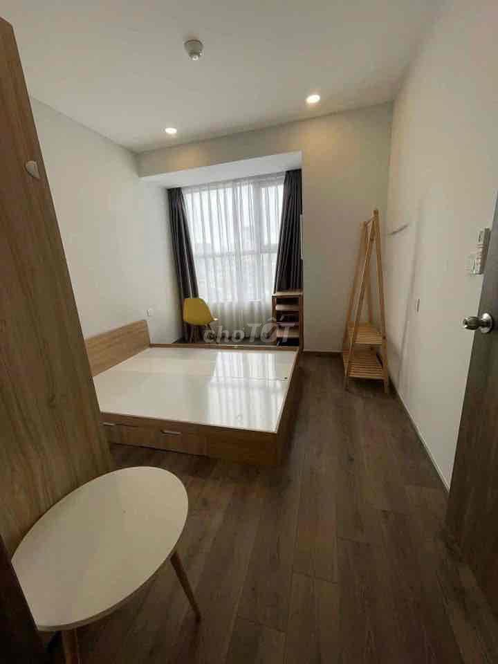 Cho thuê 1 phòng Master trong căn hộ CC Sky89