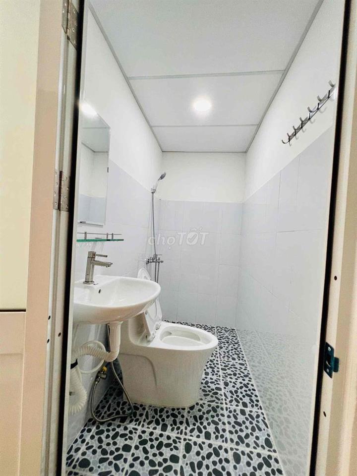 căn hộ dịch vụ - ban công