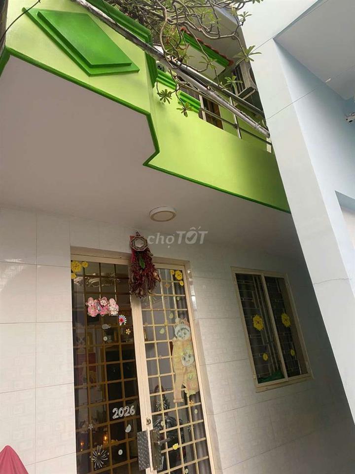 Bán nhà hẻm Huỳnh Tấn Phát , ngang 4.5 , dài 7