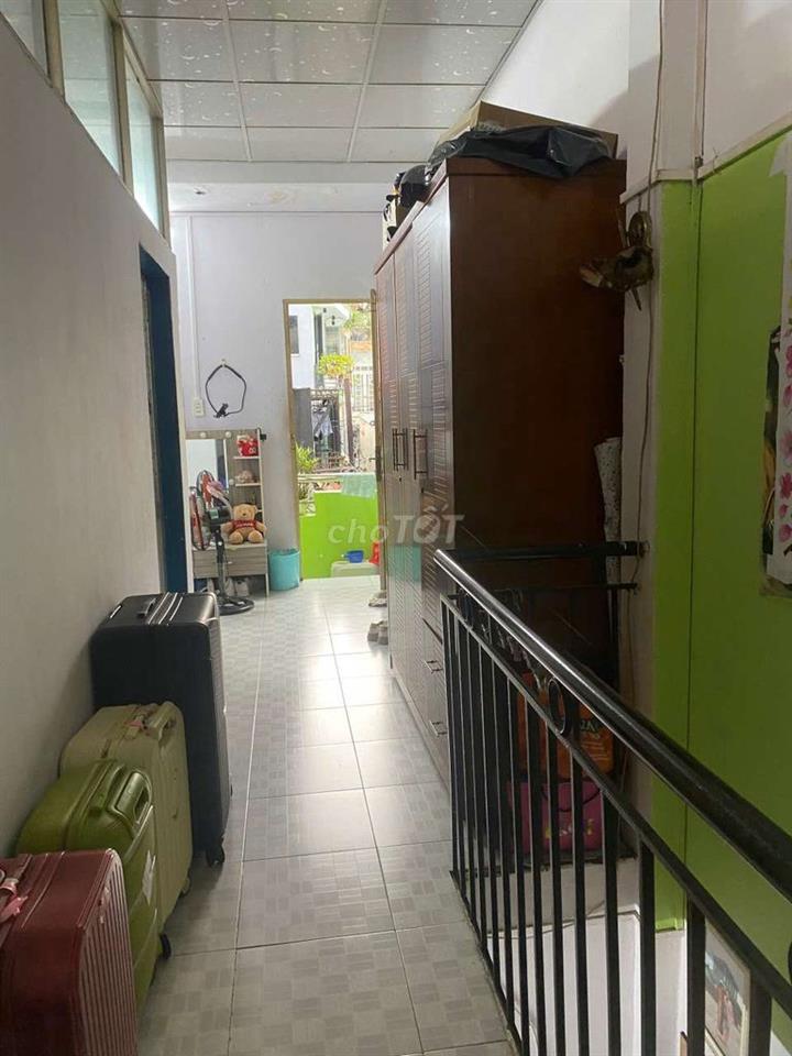 Bán nhà hẻm Huỳnh Tấn Phát , ngang 4.5 , dài 7