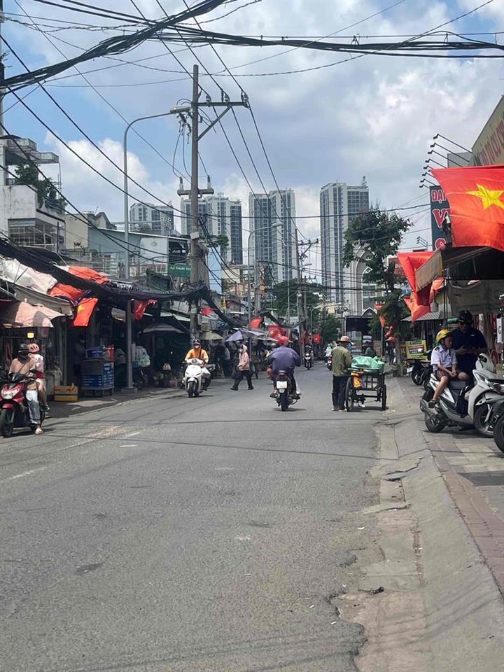 Mặt Tiền Bùi Văn Ba,  phường Tân Thuận Đông Quận 7