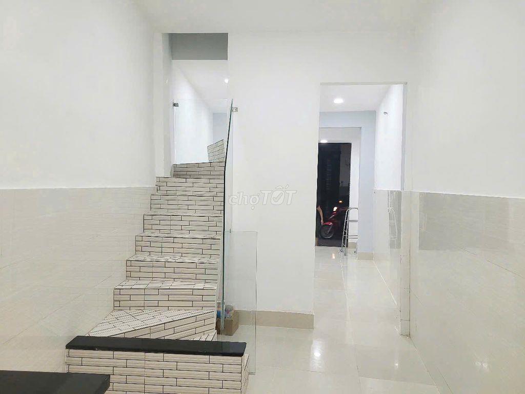 Cho thuê nhà mới nguyên căn