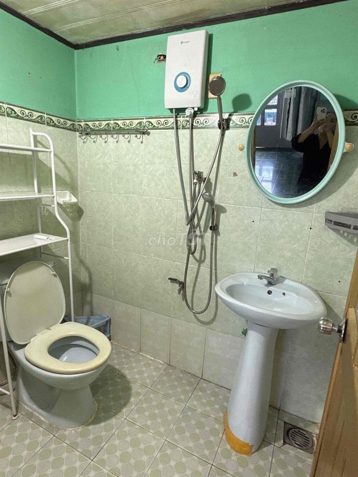 phòng trọ có ban kong