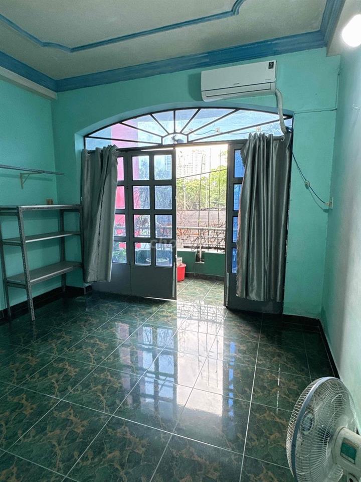 phòng trọ có ban kong