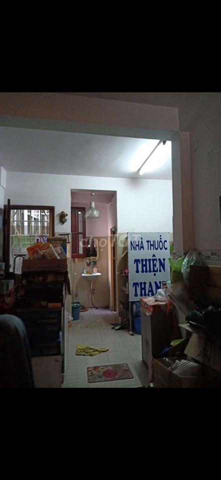 nhà mặt tiền 
