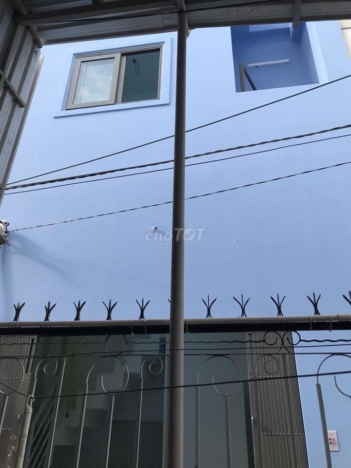Nhà nhỏ nguyên căn cho thuê gần cầu chữ Y