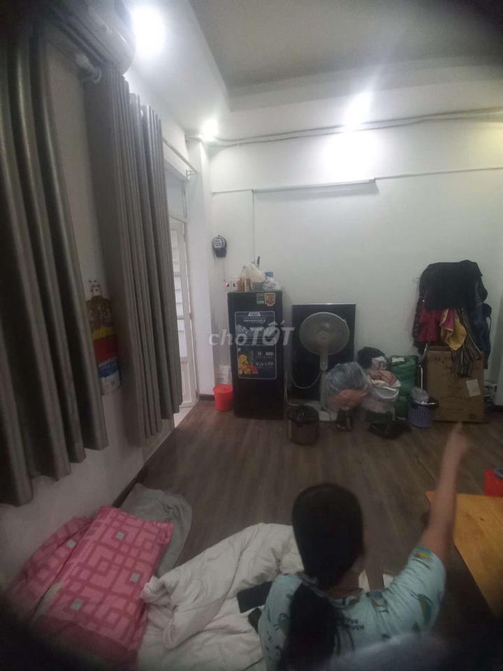 cho thuê phòng đầy đủ tiện nghi chỉ sách vali vào là ở