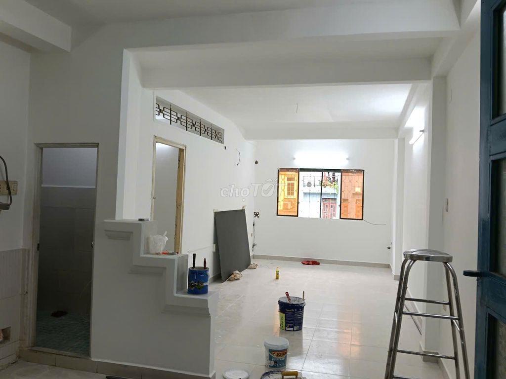 Cần bán gấp căn Chung cư  gần chợ, trường học, khu tấp nập an ninh