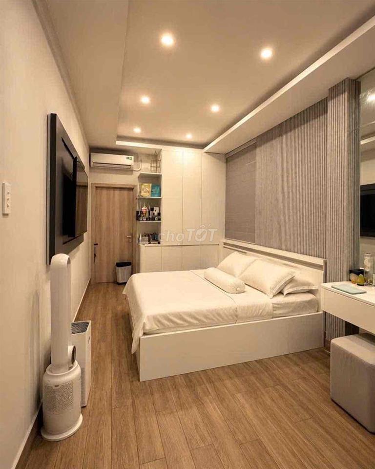 CHÍNH CHỦ BÁN NHÀ GẦN 100M2 HƯỚNG ĐÔNG BẮC MỚI XÂY, GIÁ 9,9 TỶ THƯƠNG