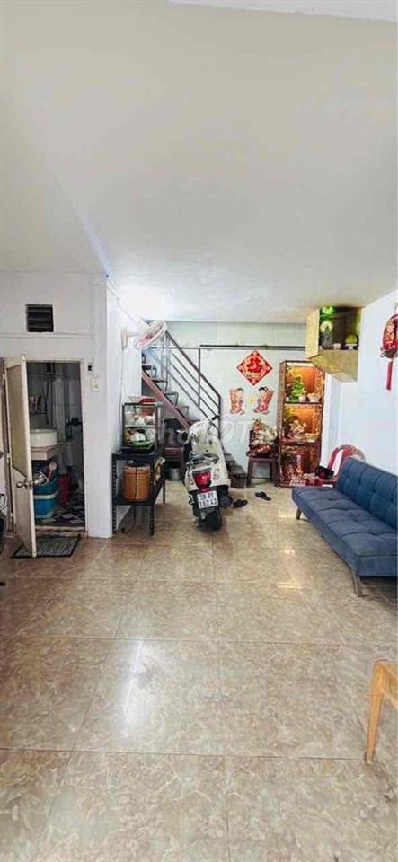 tien sinh ra tien