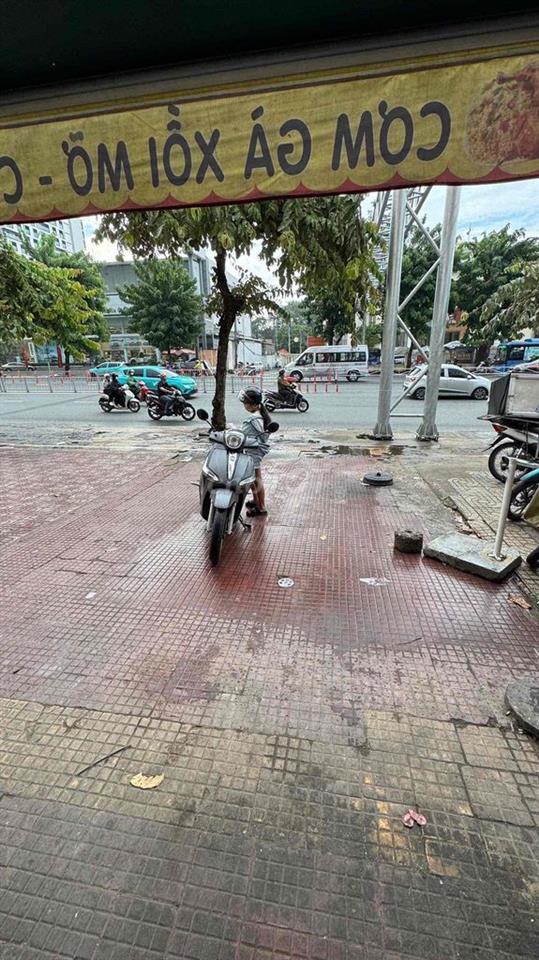 Quán Cơm Gà Cộng Hoà