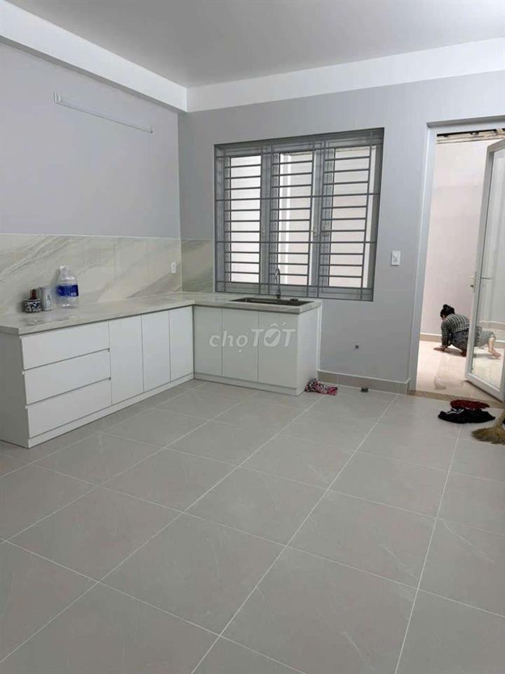 Cho thuê nhà nguyên căn, thích hợp cho làm văn phòng
