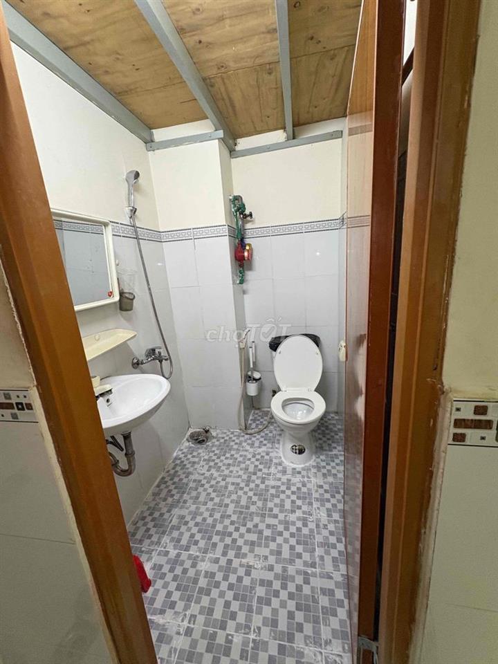 PHÒNG TÂN BÌNH 28m² KẾ CHỢ, TRƯỜNG HỌC