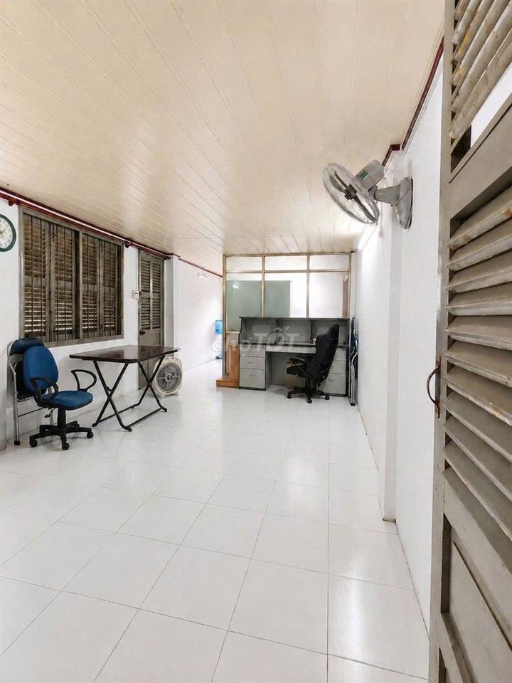 Chung cư cũ Tân Phú, 85m² sử dụng - 3PN