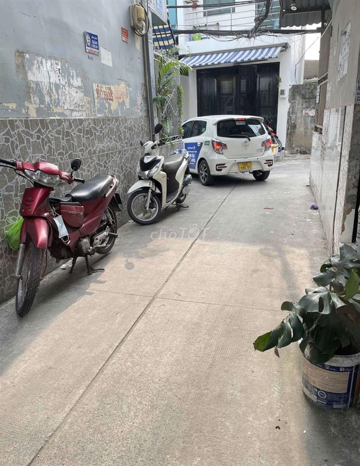 (hh40tr) Nhà 3 tầng ngay Lạc Long Quân Âu Cơ 
