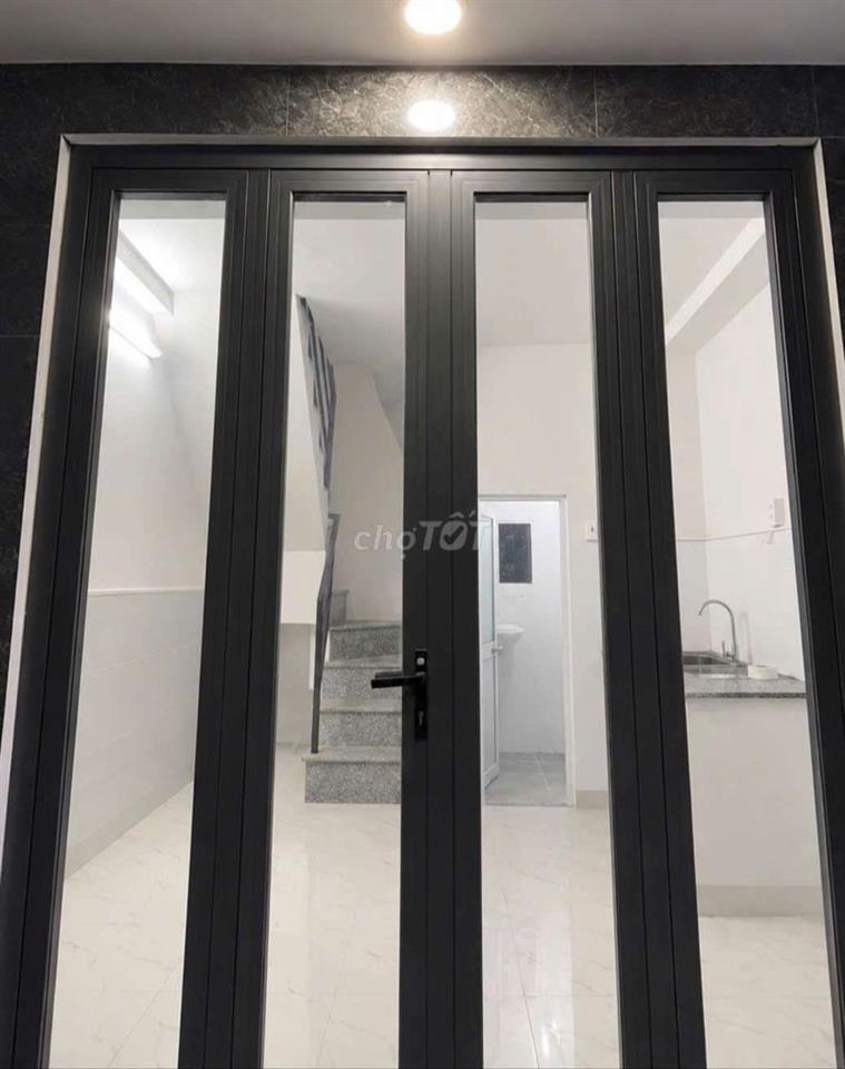 Nhà 3 tầng Ngay Trịnh Đình Trọng