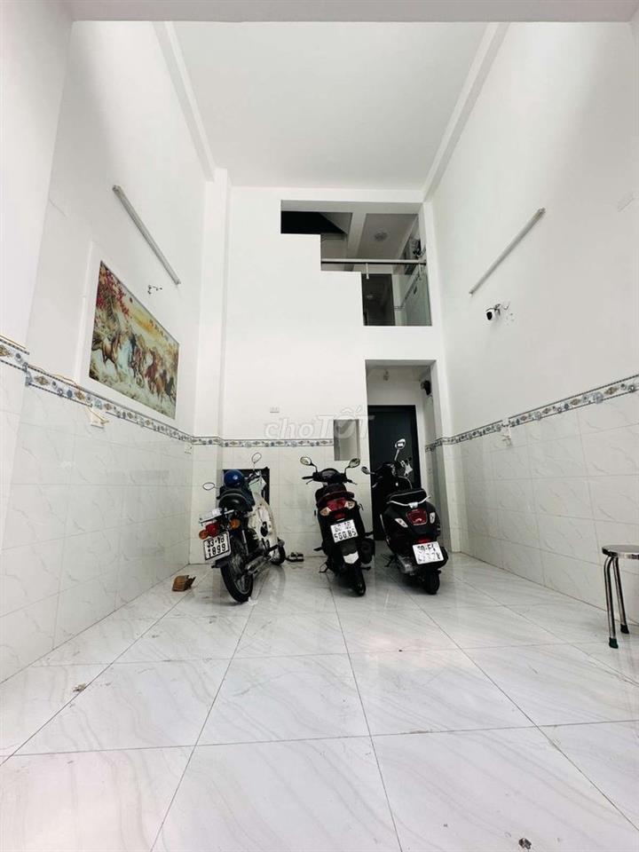 Nhà Âu Cơ Tân Bình - 5 Tầng 6PN - Đang Thu 32Tr/Tháng - Nhỉnh 6 tỷ