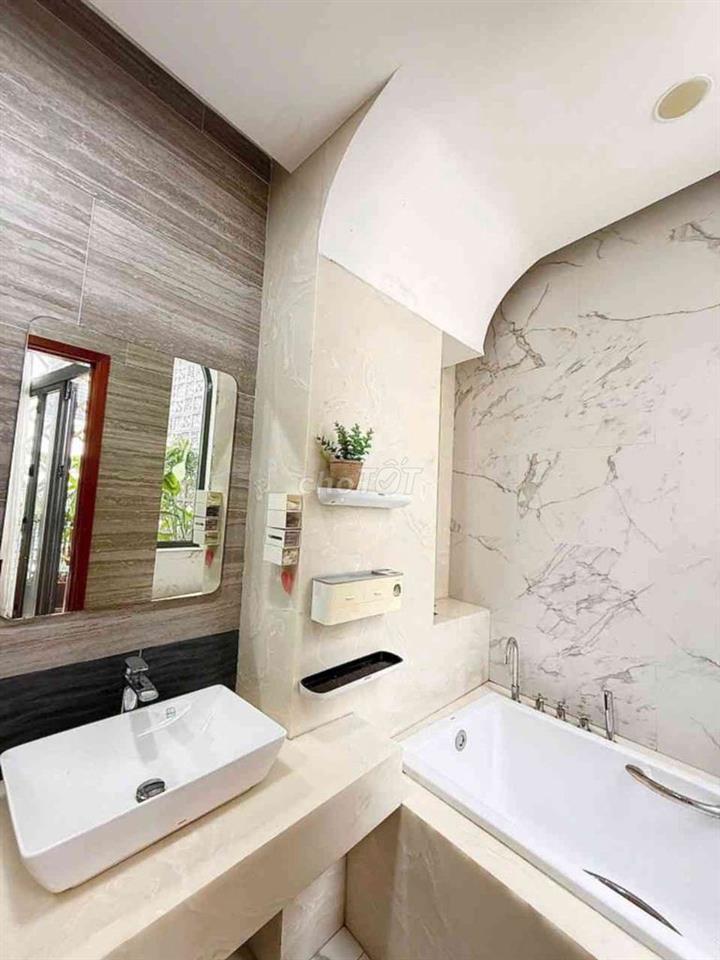 NHÀ ĐẸP 5 TẦNG - HẺM 6M  - 70M² - KD VP - NHỈNH 7 TỶ