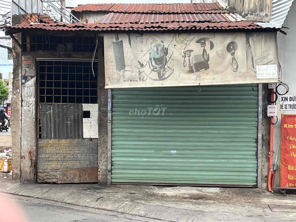 Nhà cũ , MTKD