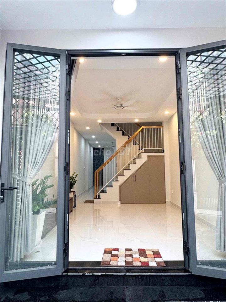 BÁN NHÀ CHÍNH CHỦ CẦM BÁN GẤP . HẺM XE HƠI KHU BÀN CƠ ĐẸP TRƯỜNG CHINH
