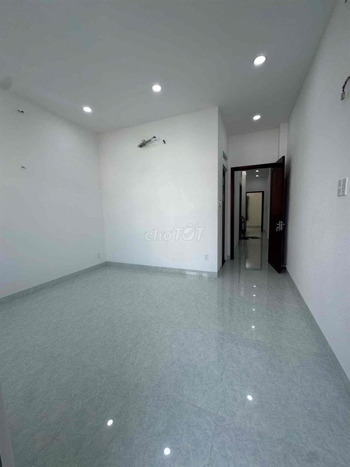 BÁN 4 TẦNG MỚI ĐẸP Ở NGAY . HẺM 1/ TRẢI NHỰA DÂN TRÍ CAO,ĐƯỜNG GÒ XOÀI