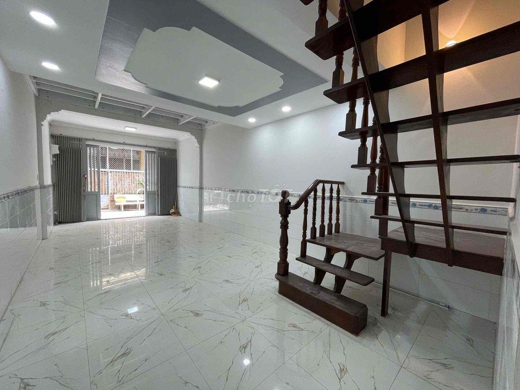 BÁN GẤP NHÀ 4x12M . HẺM NHỰA 4M TÂN KỲ TÂN QUÝ .