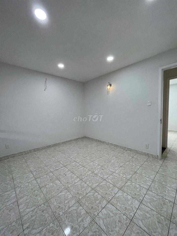 BÁN GẤP NHÀ 4x12M . HẺM NHỰA 4M TÂN KỲ TÂN QUÝ .