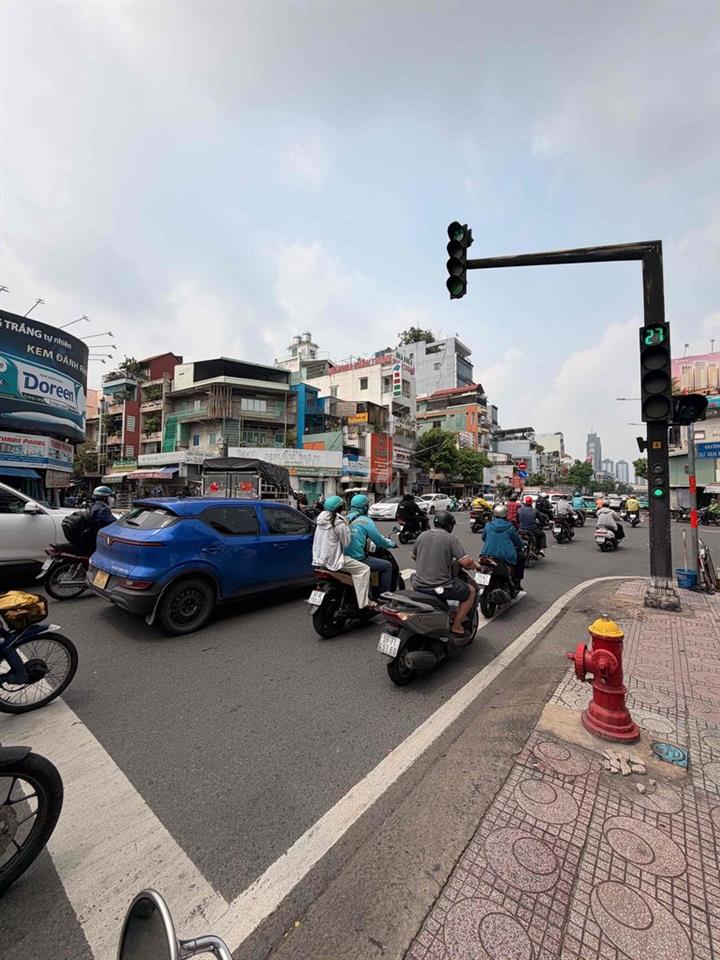 Bán nhà mặt tiền Nguyễn Văn Săng, Tân Sơn Nhì, 4 tầng, 42m2