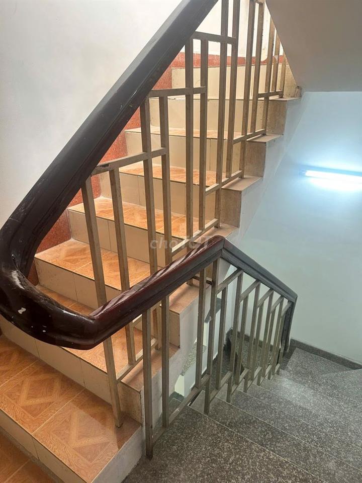 NHÀ HẺM TE TẢI ĐẦU ĐƯỜNG LÊ VĂN PHAN-  MỚI SỮA GIÁ SIÊU RẺ