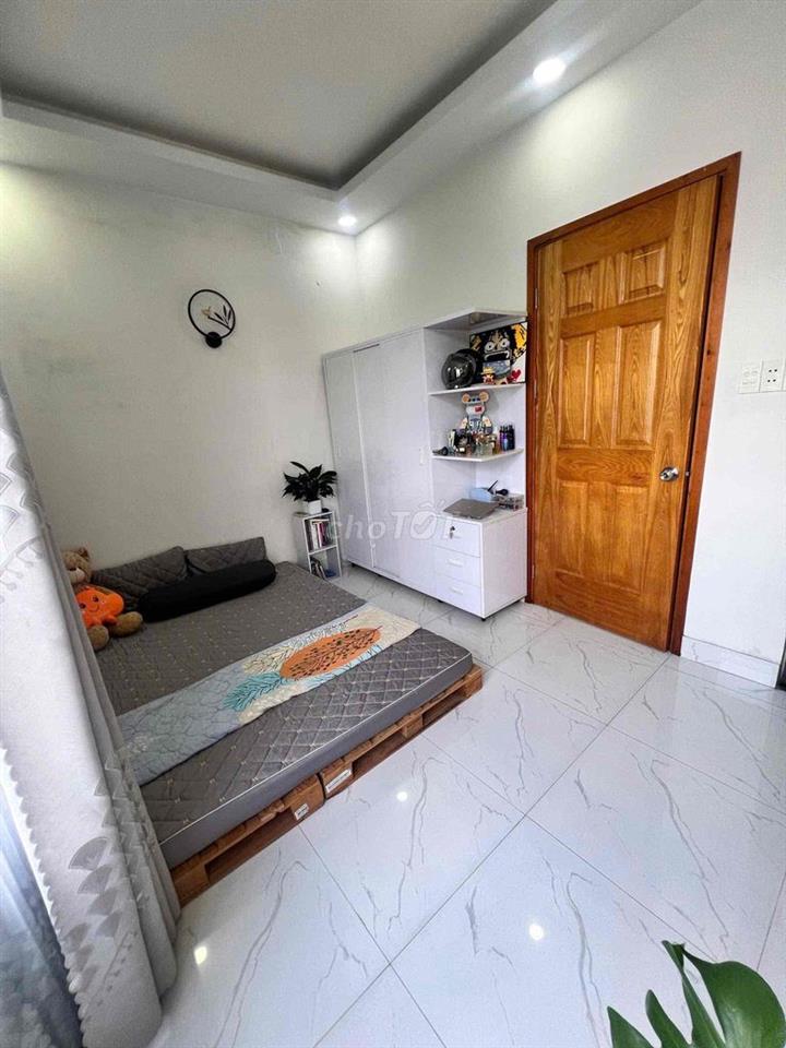 cho thuê nhà nguyên căn đường Tân Sơn Nhì