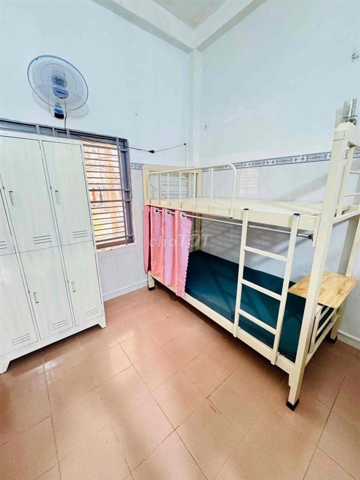Phòng  trọ mới xây  SÁT BÊN ĐẠI HỌC CÔNG THƯƠNG (HUIT) – CHỈ 50M ĐI BỘ