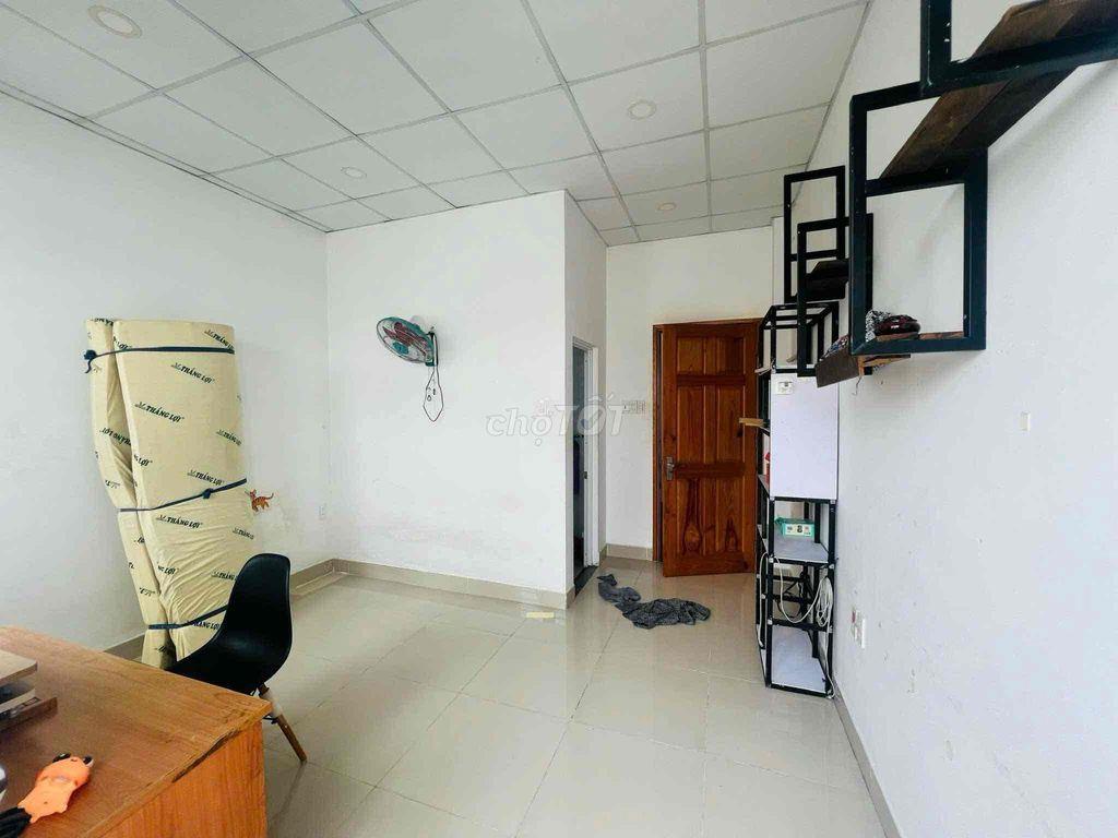 cho thuê phòng 16m2 gần Aeon giờ giấc tự do