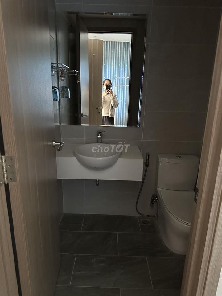 Cho Thuê CC Vinhomes Q9 02PN, 02WC