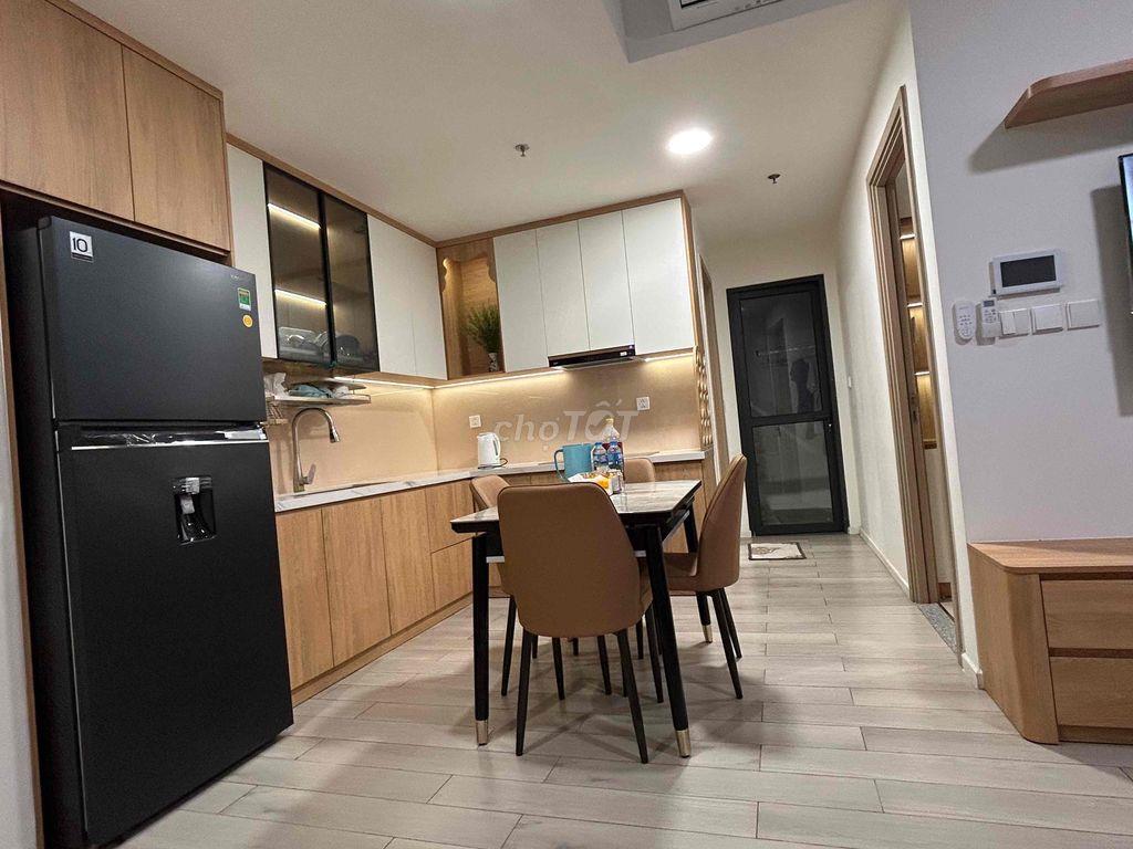 CHO THUÊ CĂN HỘ 2PN, 2WC MỚI CAO CẤP – LUMIÈRE BOULEVARD, VINHOMES GRA