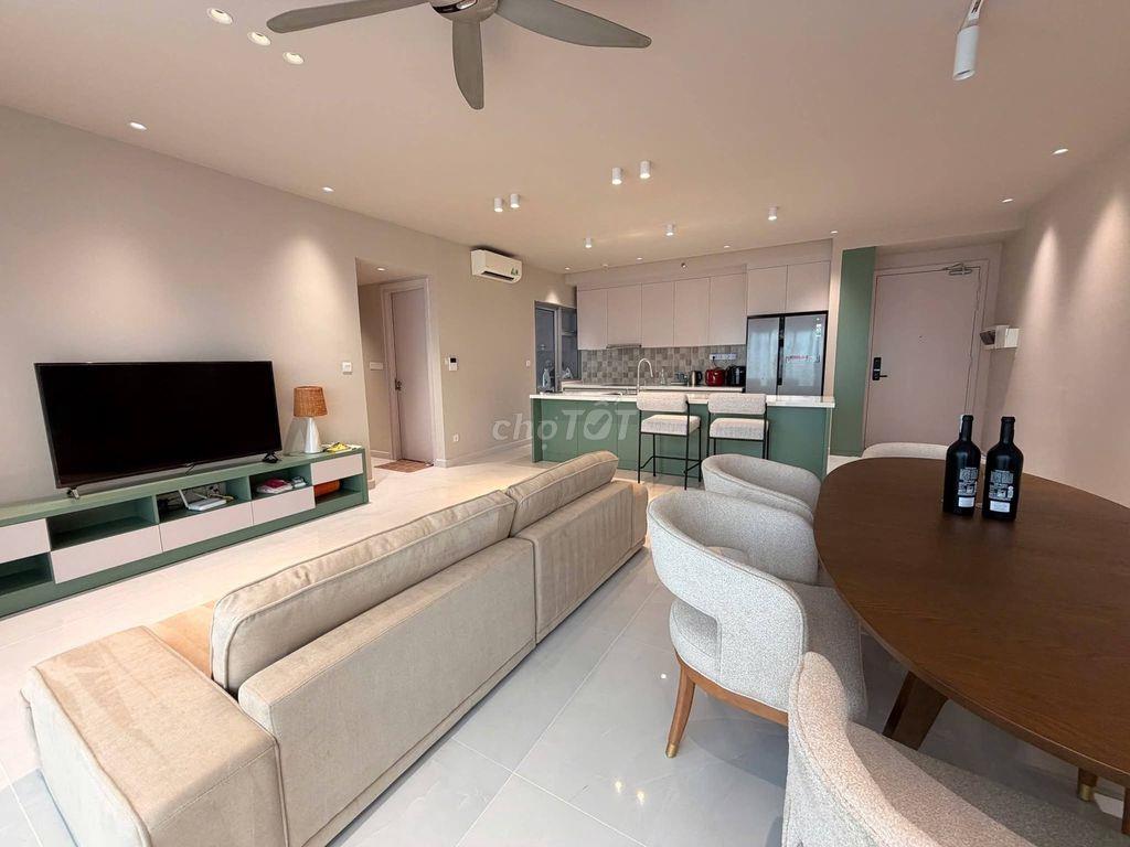 Palm Heights - cho thuê 3PN+,2WC view landmark 81. Nhà trống ở ngay