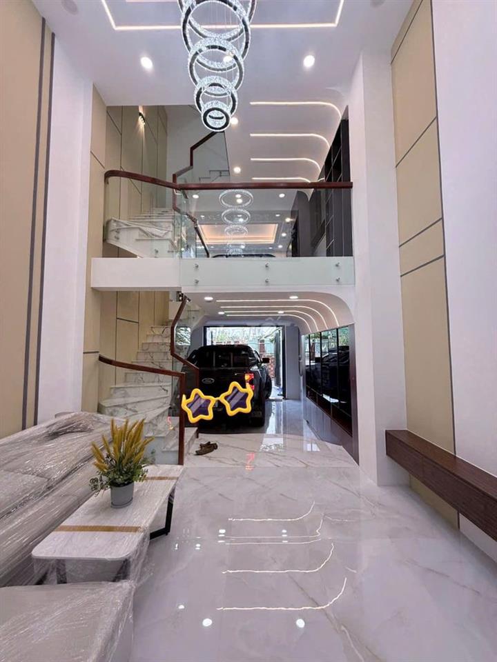 CHÍNH CHỦ BÁN NHÀ PHỐ THIẾT KẾ HIỆN ĐẠI – SÁT VINHOMES GRAND PARK