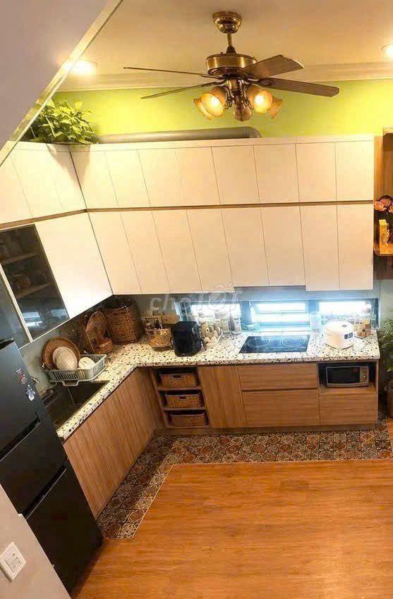 CHỈ VỚI 6.8 TỶ NHÀ GÓC 2 MT ĐƯỜNG 8M GẦN ĐÌNH PHONG PHÚ GIẢM 700TR