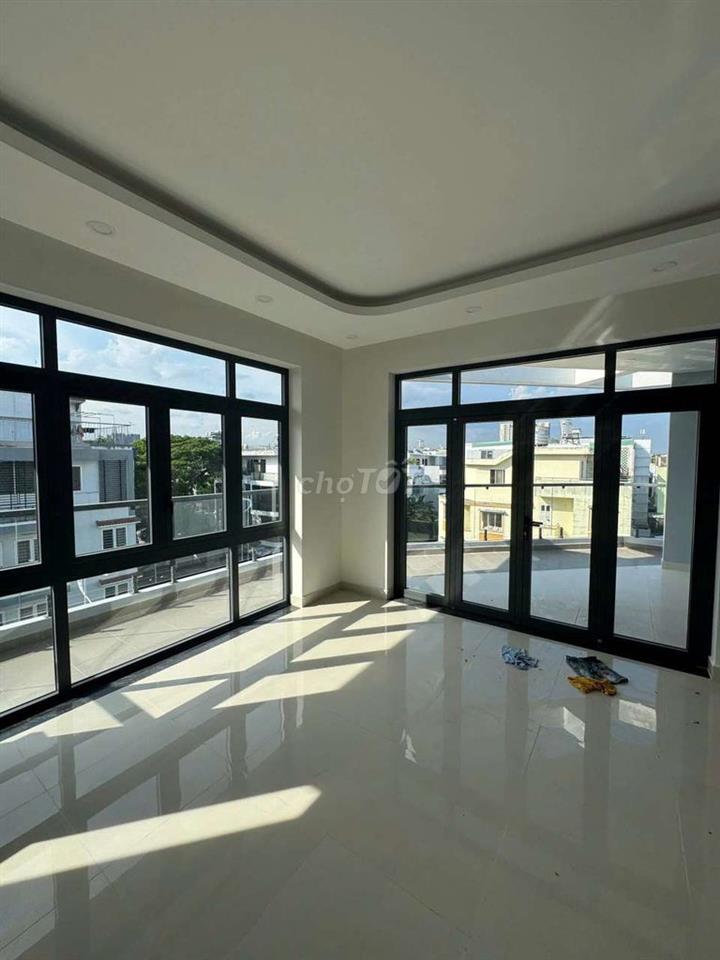 🔥 Nhà Biệt  Thự Góc 2MT. P. Bình  Trưng Cho Thuê Tại Q2.