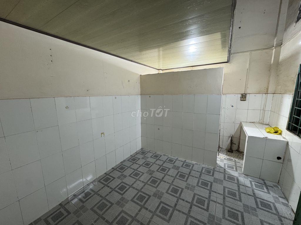 Phòng trọ rộng rãi ngay ĐH Luật, Quốc Lộ 13, Gigamall, cầu Bình Lợi