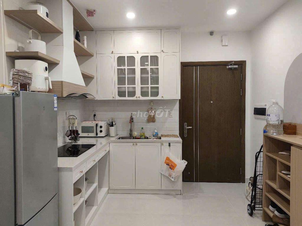 TÌM NỮ Ở GHÉP