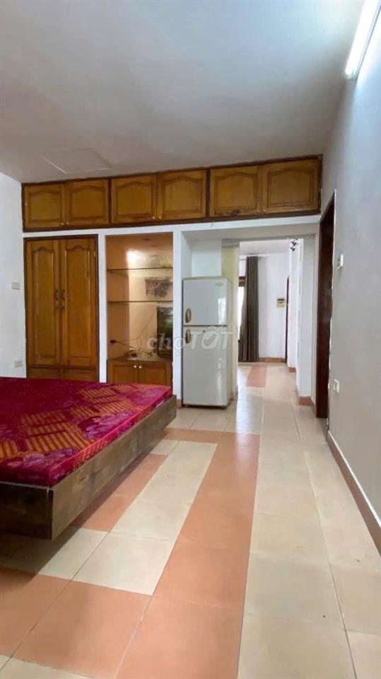 Cần cho thuê tập thể Tôn Thất Tùng,  Kim Liên, Hà Nội, 80 m2, 3PN
