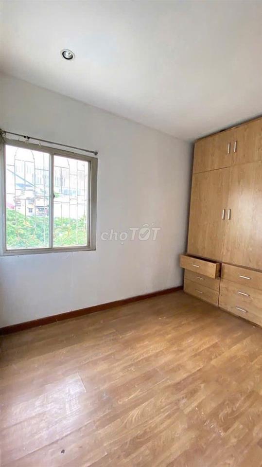 Cần cho thuê tập thể Tôn Thất Tùng,  Kim Liên, Hà Nội, 80 m2, 3PN